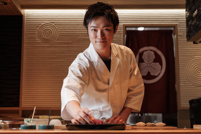 動画総再生数3,200万回越え、SNSで話題の寿司職人が大将に就任！ 高級鮨の味わいをリーズナブルな価格で提供する「鮨 華林」が5月23日に東京・両国にオープンの9枚目の画像