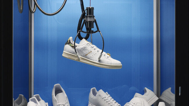 A BATHING APE(R)︎ × adidas Originals「Stan Smith BAPE(R)︎ 」の1枚目の画像