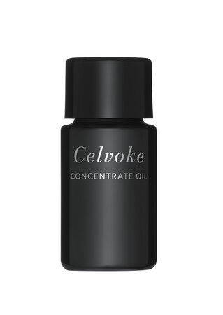 【Celvoke (セルヴォーク)】リッチなうるおいと夜摘みジャスミンの香りで贅沢なスキンケアタイムを　持ち運びにも便利な”プレミアムスキン トライアルキット”が登場の2枚目の画像