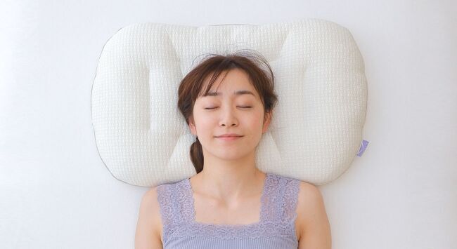 日本には、iiyumeがある。良い夢は、良い眠りから。良い眠りは、良い枕から。良い枕に必要な3つの条件にこだわった枕、「iiyume（イイユメ）」 3月13日（金）一般向けに先行販売の受付を開始。の3枚目の画像