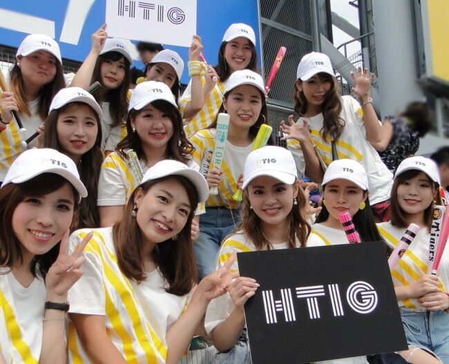 【阪神本店】“こんなの今までなかった！”女性ための阪神タイガース新ブランド「HTIG（エイチ・ティグ）」のファッションショーを開催！の2枚目の画像