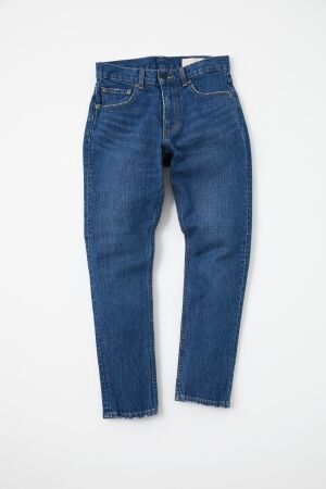 AZUL BY MOUSSY（アズール バイ マウジー） 人気スタイリスト百々千晴氏とのコラボレーションデニム「DODO JEAN × ARE DENIM」を発売！キャンペーンモデルにヨンアさんを起用の5枚目の画像