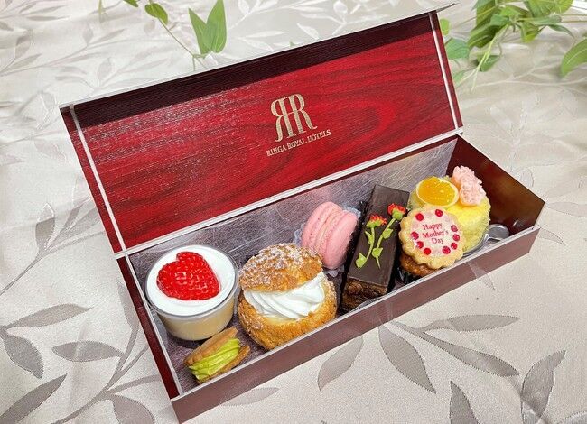 【リーガロイヤルホテル京都】母の日限定『Sweets Box～Happy Mother’s Day～』販売の1枚目の画像