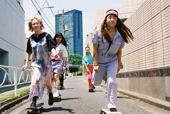 X-GIRL SKATE BOARDSから待望となる、ガールズスケータークルーが新たに誕生！の3枚目の画像