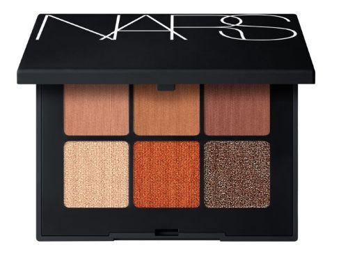 「NARS ヴォワヤジュール アイシャドーパレット」が大好評を受け、発売1周年を機に販売販路を拡大！＠cosme SHOPPINGなどの2枚目の画像