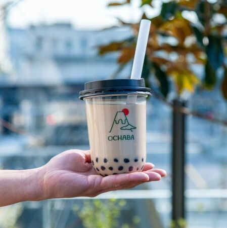 関西初上陸！東京で大行列の「日本茶ミルクティー専門店OCHABA」が大阪なんばシティにオープン！底にあるのはなんとわらび餅！伝統だけではつまらない。日本茶の新しい魅力がここにあります。の2枚目の画像