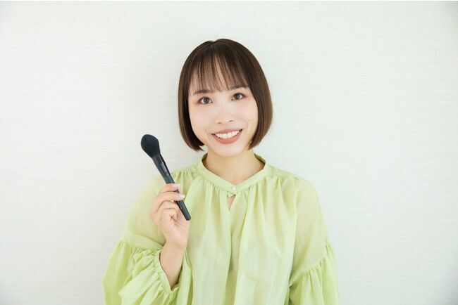 メイクアップアーティスト兵藤小百合さんが登壇！ディズニーコラボの新商品「アヴァンセ シェイクミスト ミニ ティンカー・ベル」を使ったマスク生活でも崩れにくい“無敵うるツヤ肌”の作り方の6枚目の画像