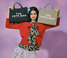 MARC JACOBSの大人気バッグ「THE TOTE BAG」から新色が登場！の3枚目の画像