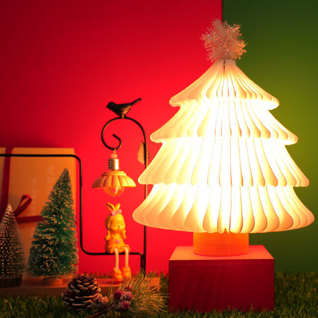 「Christmas G Lamp」コンパクトに折り畳める、タイベック製ツリー型ランプ をGLOTURE.JPで販売開始の1枚目の画像