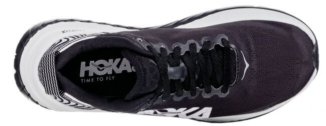 HOKA ONE ONE の 最新テクノロジーを採用した「CARBON X（カーボン エックス）」にモノトーンの新色が登場！の3枚目の画像