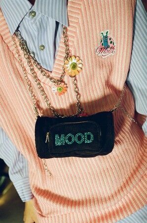 【再販決定】注文殺到で一時販売停止中のBAD MOOD × MORE THAN DOPEのコラボコレクションの再販が9月3日から個数限定で再スタート。の3枚目の画像