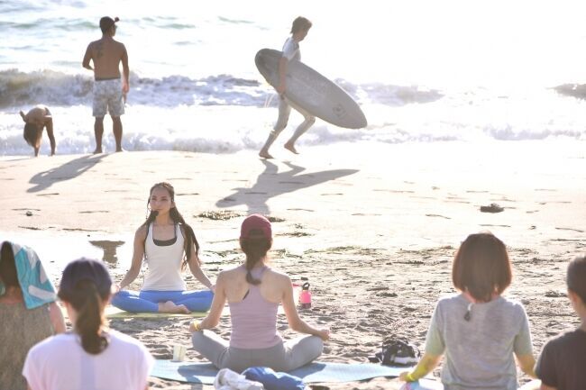 5周年を迎える湘南最大規模のビーチヨガイベント、「SHONAN BEACH YOGA WEEK in HAYAMA」が今週末の9月28日(土)より一色海岸にて開催！の3枚目の画像