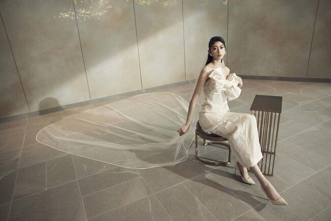 Yumi Katsura Paris Couture × TANGO OPEN“WHITE COLLECTION” for Meiji Kinenkan デビューの2枚目の画像