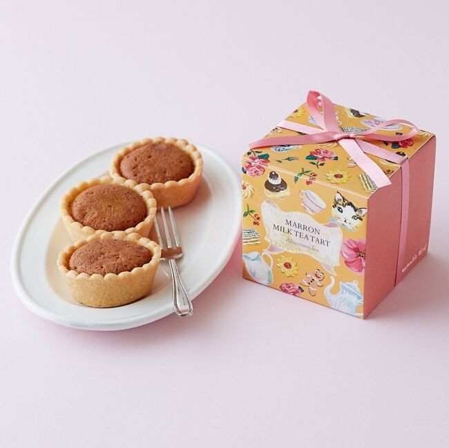 【Afternoon Tea】”AUTUMN TEA PARTY”をテーマにナタリー・レテが描いた秋限定デザイン！秋の紅茶と焼き菓子の11枚目の画像