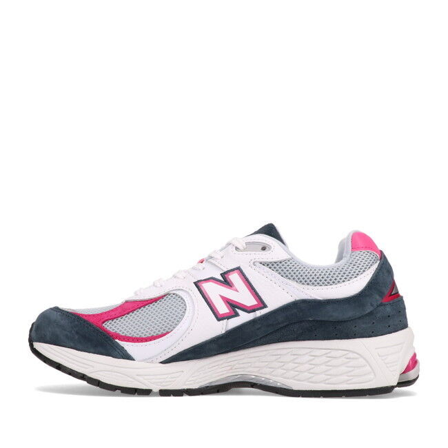 atmosよりNew Balance 1000番台から 「2002」新色2色が国内限定で登場。の8枚目の画像