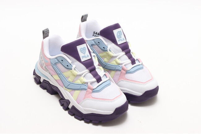 9人組ガールズ・パフォーマンスグループ【Girls² （ガールズガールズ）】×FILA×atmos pinkのトリプルコラボが2022年1月1日（土）元旦より発売！の5枚目の画像