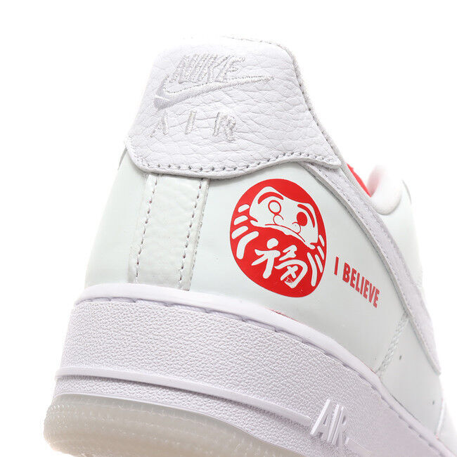 2002年に発売され即完売したNIKE AIR FORCE 1 “DARUMA”がアップデートして新年2021年1月9日(土)に登場。の4枚目の画像