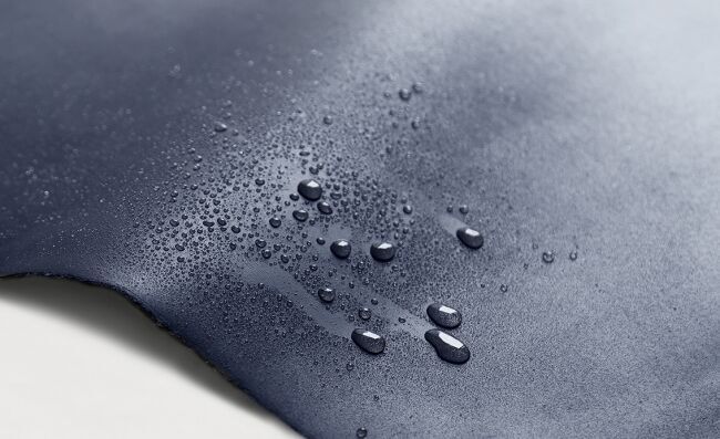 【土屋鞄】「大人ランドセル」に新型登場！新開発の防水レザーで、雨を気にせずスマートに背負うの3枚目の画像