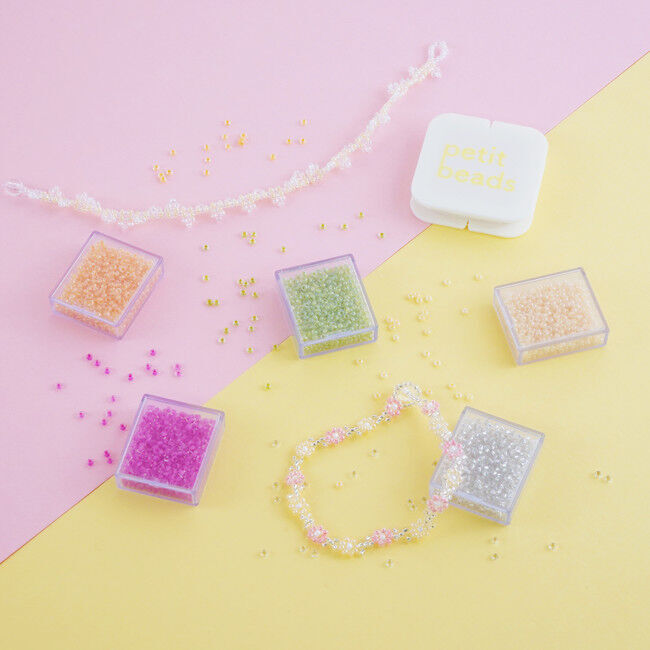 あったらいいなを詰め込んだガラスビーズアクセサリーセット「プチっとビーズ / petit beads」が発売中！便利機能を詰め込んだワークボードも。初心者から本格派までアクセサリー作りが楽しめます。の9枚目の画像