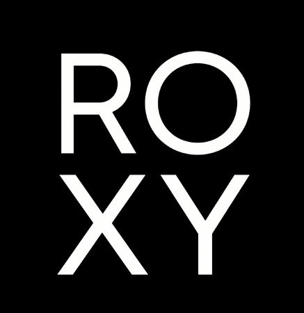 ROXY(ロキシー)が、話題の施設BPC(ボタニカルプールクラブ)で、新作ビキニを披露の1枚目の画像