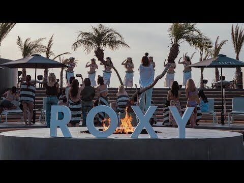 ROXY(ロキシー)が、話題の施設BPC(ボタニカルプールクラブ)で、新作ビキニを披露の19枚目の画像