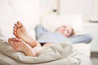 専門医が解説！女性を悩ます外反母趾の原因と痛みの対処法