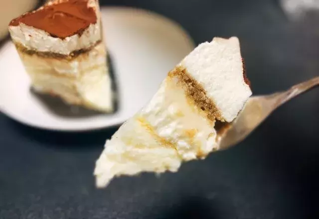 シャトレーゼ 飲み物みたいなケーキ 公式サイトに載っていない 幻のスイーツ って知ってる ローリエプレス