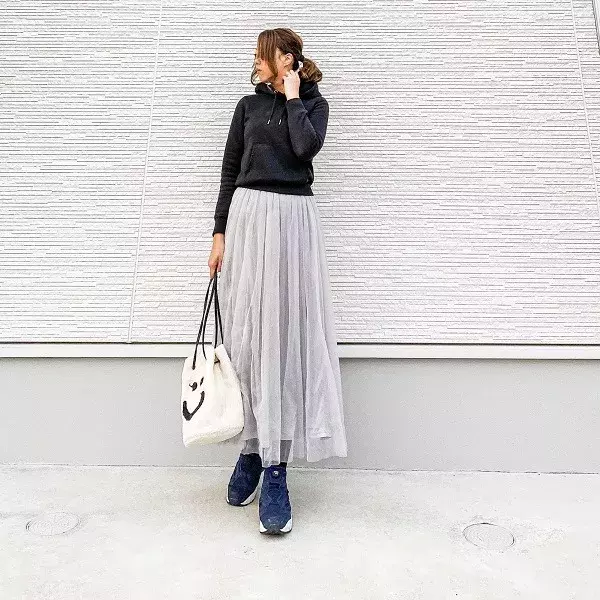 Gu カジュアルなのに高見えする 大人女子のスウェットコーデ4選 ローリエプレス