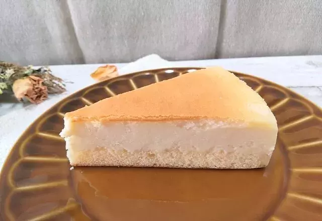 低カロリーでこのウマさ カフェドクリエ レモンスフレチーズケーキ はマジで1回食べてみて ローリエプレス