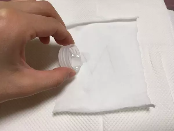 油性 水性ボールペンの汚れを一番落とす方法とは それぞれ4つの対処法を実際に試してみた ローリエプレス