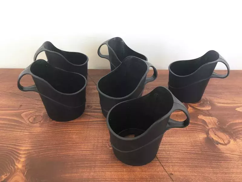 オフィスやレジャーで大活躍 ダイソー の 紙コップホルダー が便利で優秀 ローリエプレス