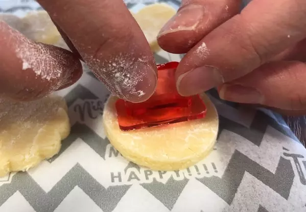 今週のlimia推し 型抜きクッキーを一瞬でもっとかわいく デコクッキーアイテム3点 ローリエプレス