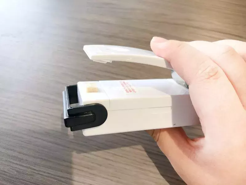 ダイソー 大人気の イージーシーラー があれば生活がちょっと便利になる 使い方アイデアを3つご紹介 ローリエプレス