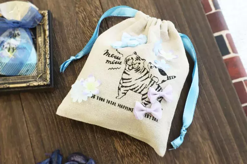 飾ってもおしゃれな サシェ を100均ハンドメイド 好みの香りやアロマを楽しもう 推し色研究所 6 ローリエプレス 飾ってもおしゃれな サシェ を100均ハンドメイド 好みの香りやアロマを楽しもう 推し色研究所 6 ローリエプレス