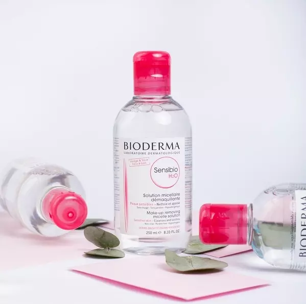 コスパ良くても失敗はイヤ そんな私が選んだクレンジング水はこれ ローリエプレス