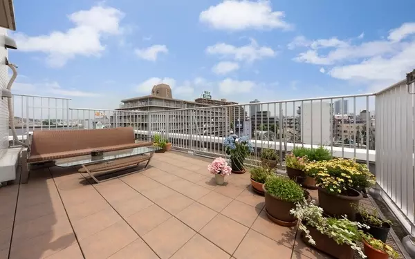 バルコニー活用術 簡単diyで実現 都会なのに自然豊かな生活 ローリエプレス