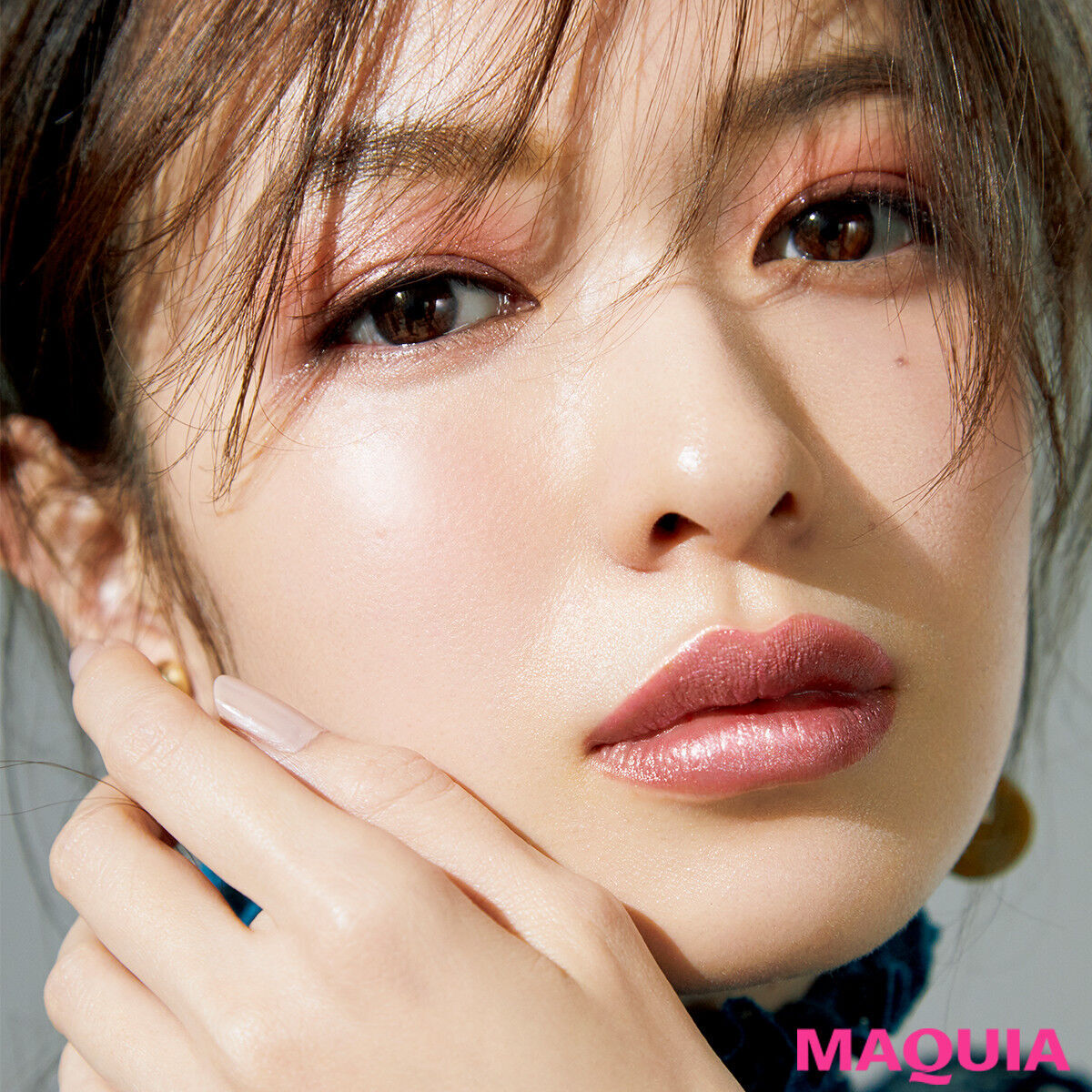 目と唇にメタリックなツヤをON♡ 河北流・美人メイクのポイントを解説 ローリエプレス