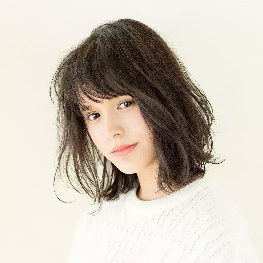 ペタンコ髪さん必見 レイヤー パーマで仕上げる大人のふんわりボブ ローリエプレス