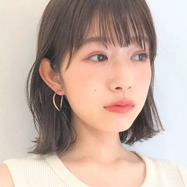 ナチュラル ムーディが今っぽい 大人おしゃれなソフトスウィングボブ ローリエプレス