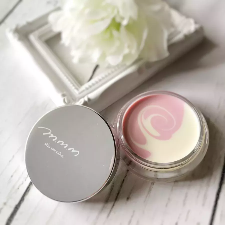 化粧崩れの時期におすすめの 塗るあぶらとり紙 Cosme Kitchen限定ブランド M M M のスキンスムーザー ローリエプレス 化粧崩れの時期におすすめの 塗るあぶらとり紙 Cosme Kitchen限定ブランド M M M のスキンスムーザー ローリエプレス