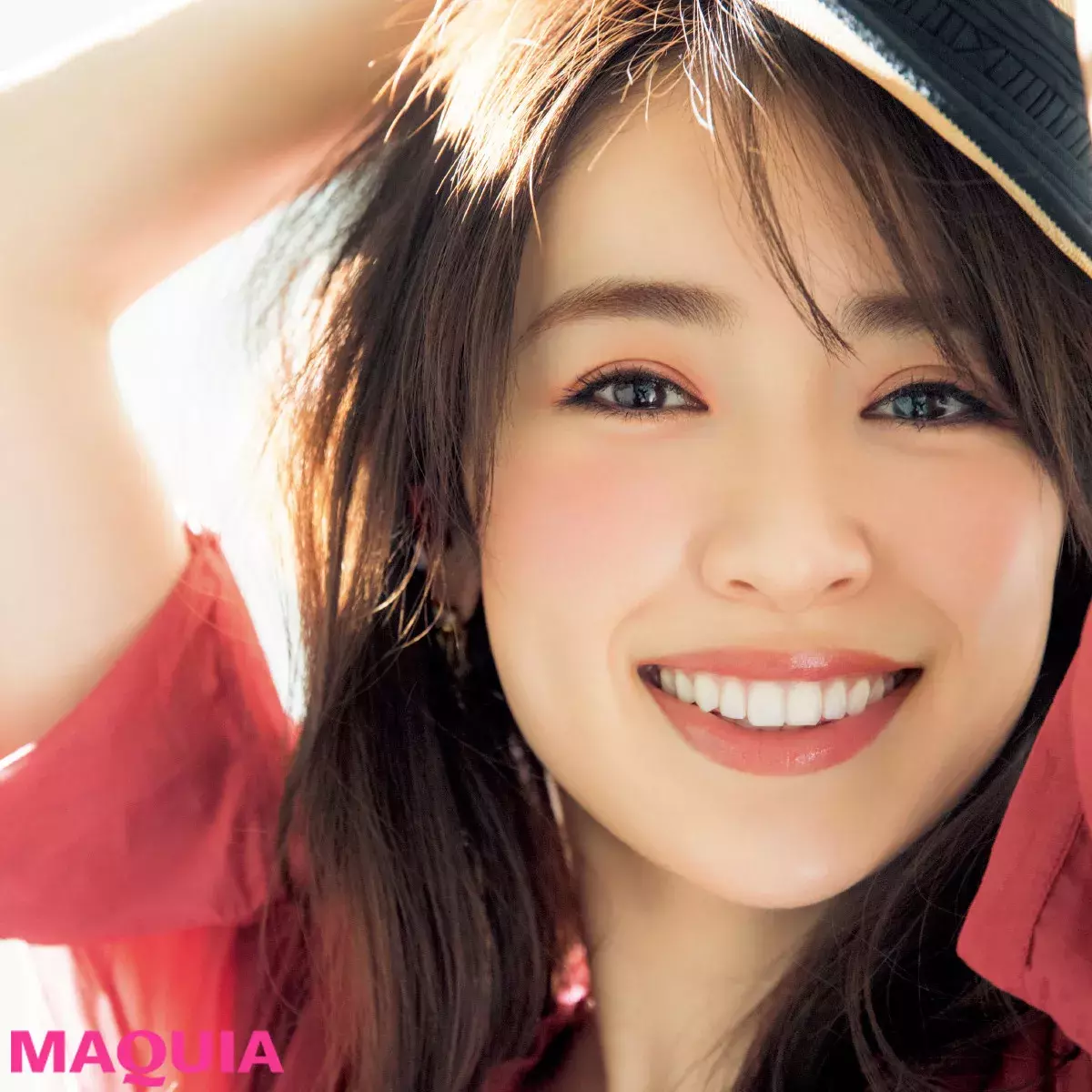 渋めオレンジアイで洗練度アップ 泉里香さん 高橋里帆さんの夏メイク ローリエプレス