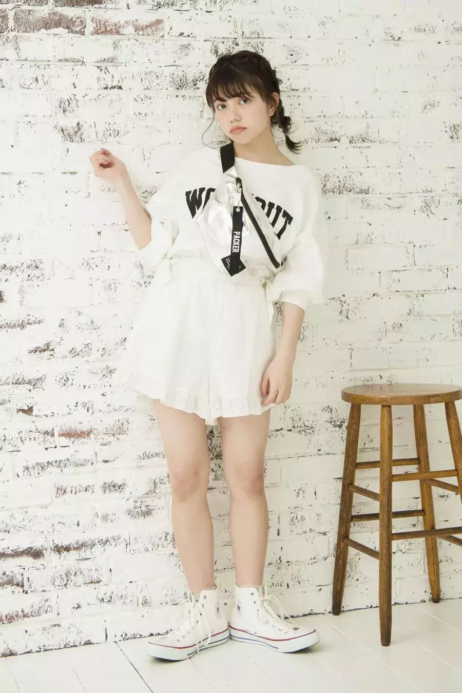 小さいさんに似合う服だけ 身長153cmモデルが着るトレンドコーデ ローリエプレス 小さいさんに似合う服だけ 身長153cmモデルが着るトレンドコーデ ローリエプレス