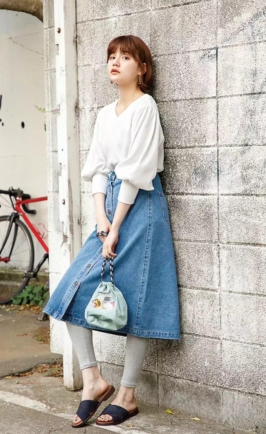 Inするだけで絶対おしゃれに この夏は レギンスコーデ が大注目 ローリエプレス