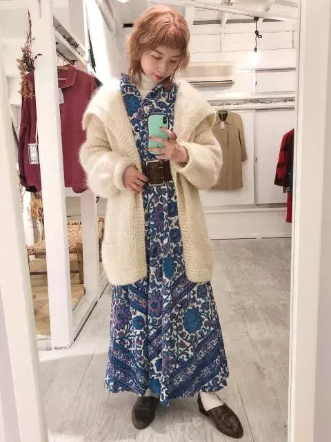 冬服に飽きたらやってみて 手持ちの春ワンピでちょっぴりレトロチック ローリエプレス