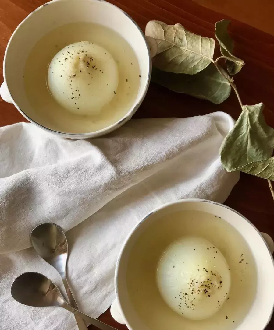 巡りアップで痩せやすい体に 新玉ねぎの丸ごとスープ ローリエプレス 巡りアップで痩せやすい体に 新玉ねぎの丸ごとスープ ローリエプレス