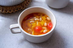 冬太り解消！高タンパク低カロリーで嬉しい♡お豆と野菜のダイエットスープ