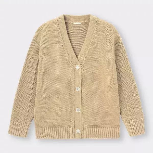 彼服 を借りたみたいなゆるっと感が超可愛い Guメンズライクカーデでつくる華奢見えコーデ ローリエプレス