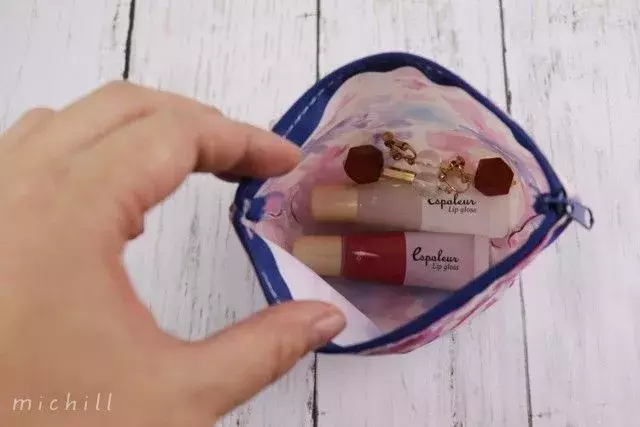 高見え確実 セリアの新作 水彩花柄ポーチが可愛すぎた ローリエプレス