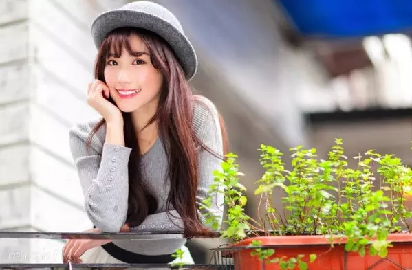 脱ブラウン アラサー女子はピンク系シャドウが好印象に見える ローリエプレス