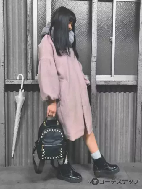 Zara しまむら 黒リュックで大人のカジュアルコーデ ローリエプレス